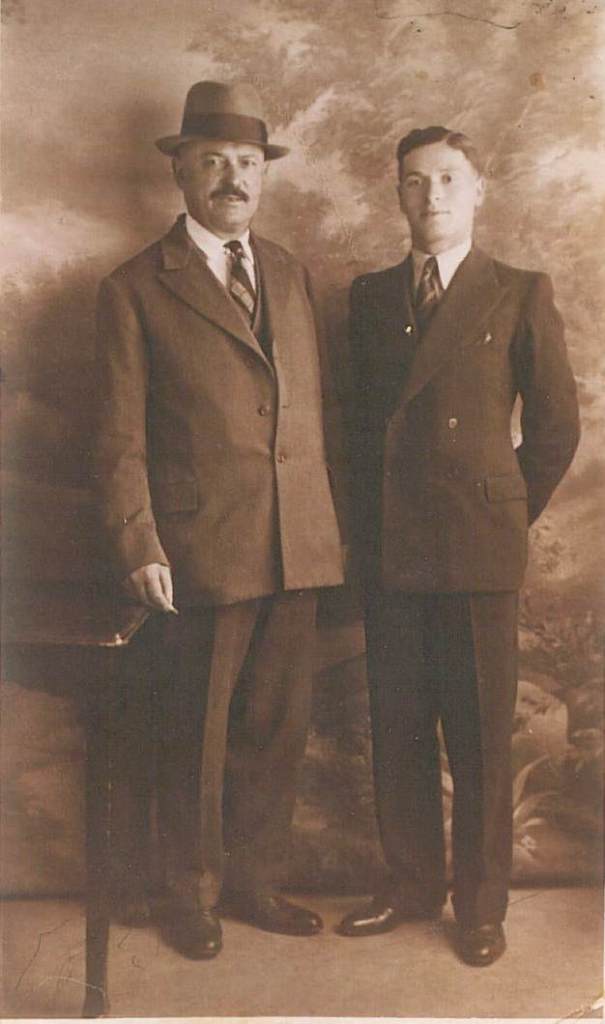 David_and_Mick_Davis_R