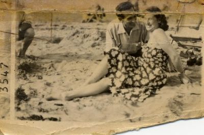 Marian_and_Albert_Honeymoon_in_Nice_1951