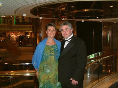 Cruise_April_2003_formal_night